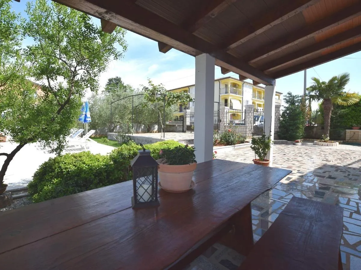 Lovable Apartment, Pool With Deckchairs Poreč 0*,  Hırvatistan