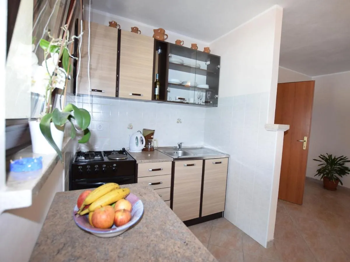 Lovable Apartment, Pool With Deckchairs Poreč 0*,  Hırvatistan