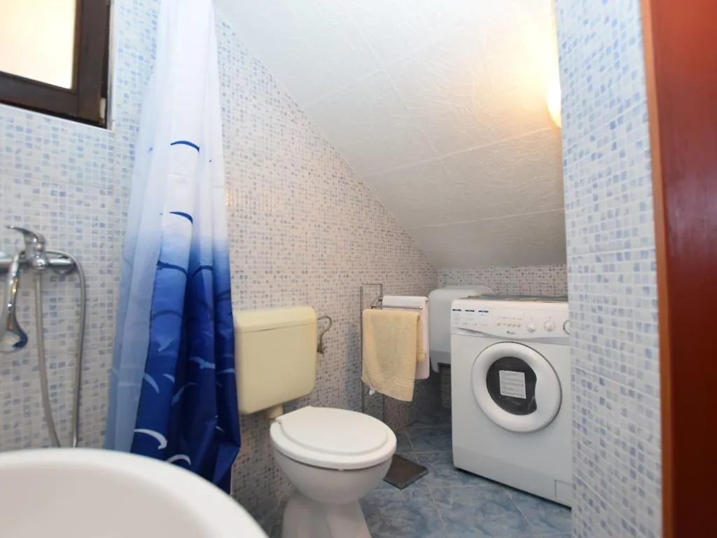 Lovable Apartment, Pool With Deckchairs Poreč Tatil Evi